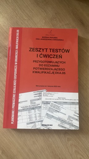 Zdjęcie oferty: Zeszyt testów i ćwiczeń przyg. do egz. KW EKA.05 