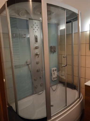 Zdjęcie oferty: Kabina prysznicowa z hydromasażem