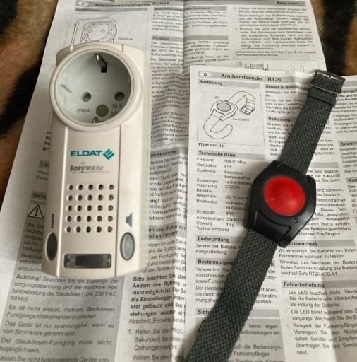 Zdjęcie oferty: Zegarek SOS Alarm przycisk dla seniora ELDAT