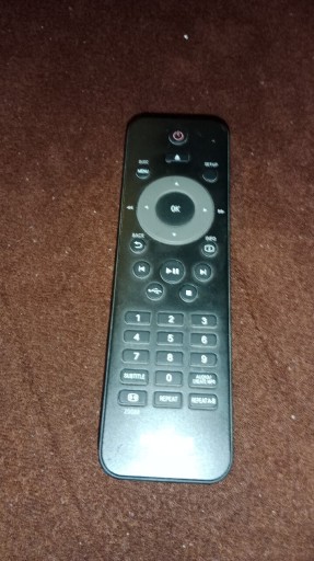 Zdjęcie oferty: Pilot DVD Philips model DVP 3350/58