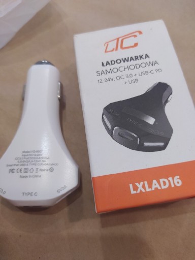 Zdjęcie oferty: Ładowarka samochodowa 12-24v 