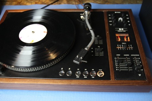 Zdjęcie oferty: Gramofon ze wzmacniaczem Unitra Fonica WG1100fs