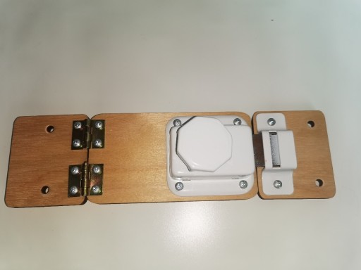 Zdjęcie oferty: Akcesoria/drzwiczki do tablicy manipulacyjnej 