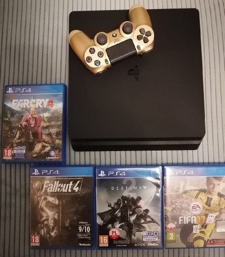 Zdjęcie oferty: Zestaw Konsola PS4 Slim 500gb Pad i Gry stan B.db