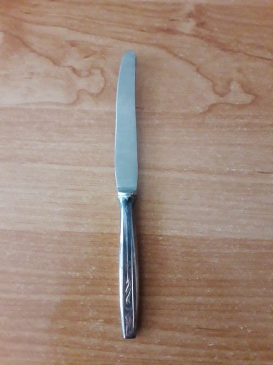 Zdjęcie oferty: Nożyk do owoców sygnowany MET