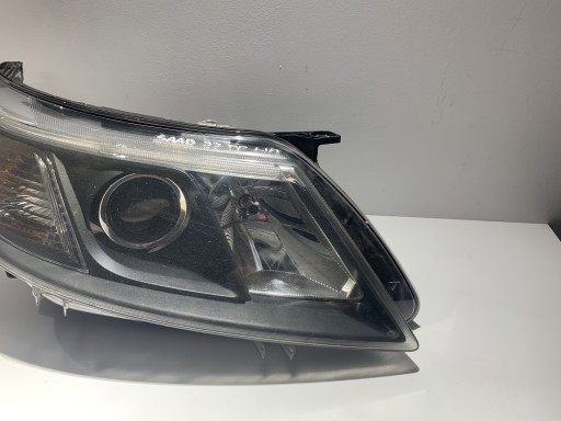 Zdjęcie oferty: Saab 9-3 2007r lampa prawy przod ksenon Led 