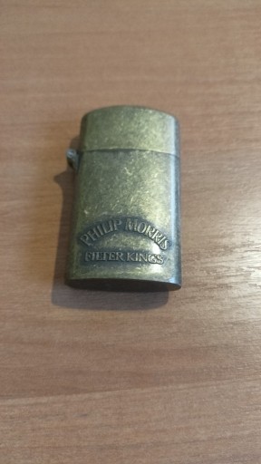 Zdjęcie oferty: Zapalniczka benzynowa Philip Morris filtwr kings