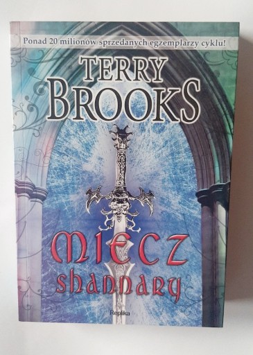 Zdjęcie oferty: Terry Brooks "Miecz Shannary"