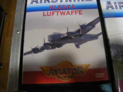 Zdjęcie oferty: Kolekcja filmów DVD o lotnictwie za 300PLN (113 pozycji)
