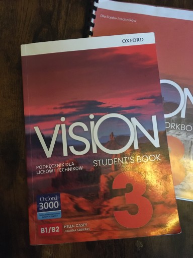 Zdjęcie oferty: Vision Students Book 3 Oxford + gratis