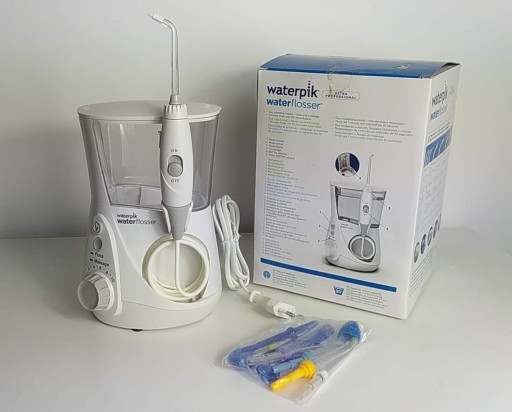 Zdjęcie oferty: WATERPIK irygator WP-660 biały 6,9 Bar 9 końcówek!