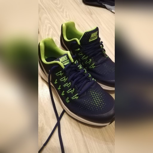 Zdjęcie oferty: Adidasy damskie Nike