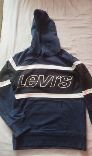 Zdjęcie oferty: Bluza Levi's - rozmiar S