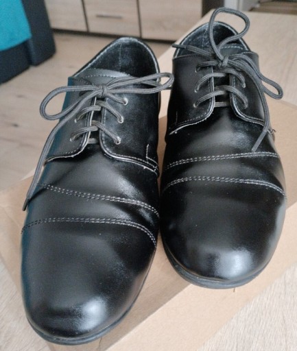 Zdjęcie oferty: Buty eleganckie 32