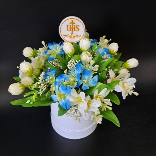 Zdjęcie oferty: Flower Box Pierwsza Komunia bukiet kwiaty prezent