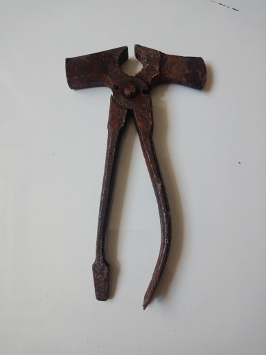 Zdjęcie oferty: Multitool wojskowy stare narzędzie wielofunkcyjne