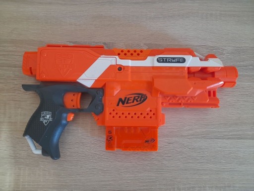 Zdjęcie oferty: Wyrzutnia pistolet maszynowy Nerf N-Strike Elite S