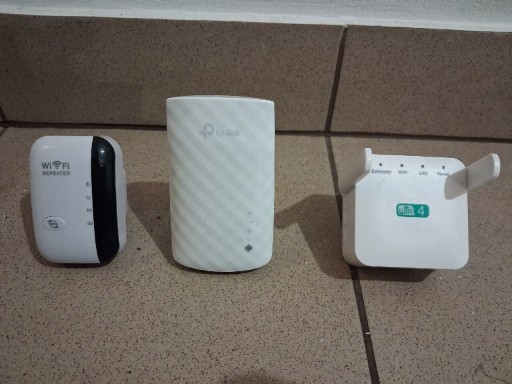 Zdjęcie oferty: Wzmacniacze WiFi 3szt