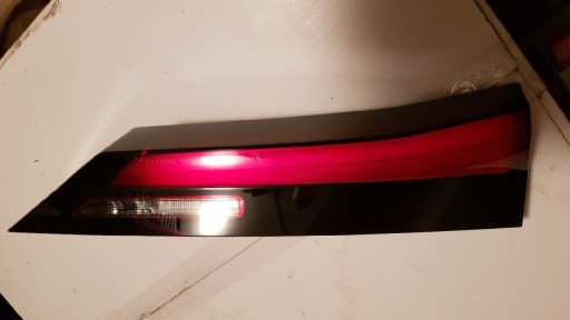 Zdjęcie oferty: BMW  X1U11 tylna lampa Led  lewa w blotnik  USA