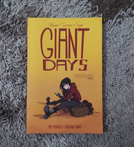 Zdjęcie oferty: Komiks Gigant Days tom 1, Kolorowe dramy