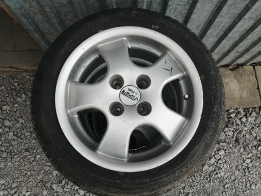 Zdjęcie oferty: 4x Opony letnie z felgami 185/55 R15