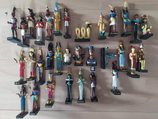 Zdjęcie oferty: Czasopismo"Egipt.Bogowie i faraonowie"+32 figurki