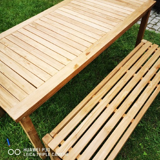 Zdjęcie oferty: Zestaw stół i 2 ławki z drewna akacjowego