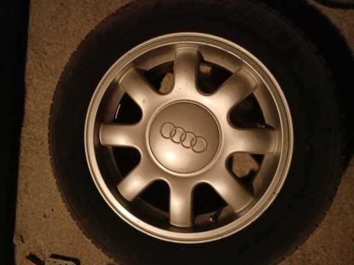 Zdjęcie oferty: Felgi aluminiowe 15 oryginał Audi 