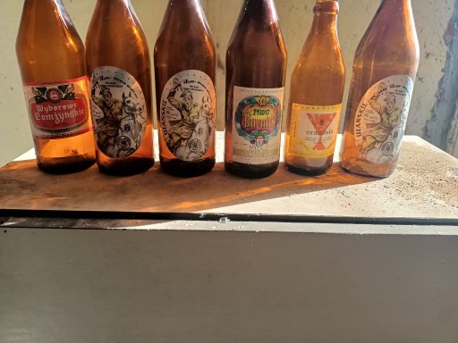 Zdjęcie oferty: Stare butelki po piwie i oranzadzie