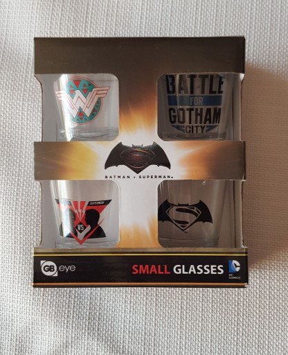 Zdjęcie oferty: Kieliszki Batman V Superman Shot glasses 