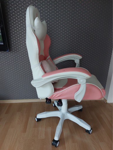 Zdjęcie oferty: Fotel gamingowy Hells Chair