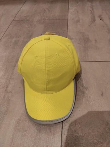 Zdjęcie oferty: 2 neonowe czapki z daszkiem odblaskowe