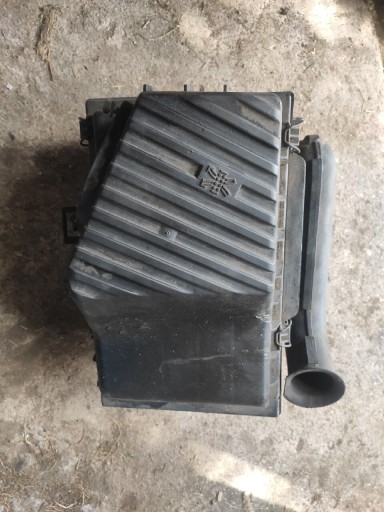 Zdjęcie oferty: Obudowa filtra powietrza VW Passat B4 1.9 TDI