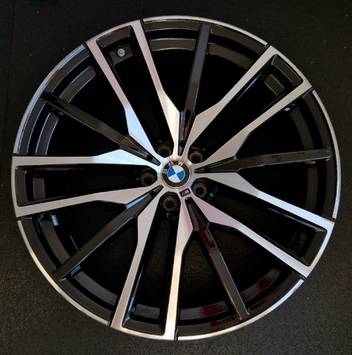 Zdjęcie oferty: FELGA 22" BMW X5 X6 G05 G06 przód