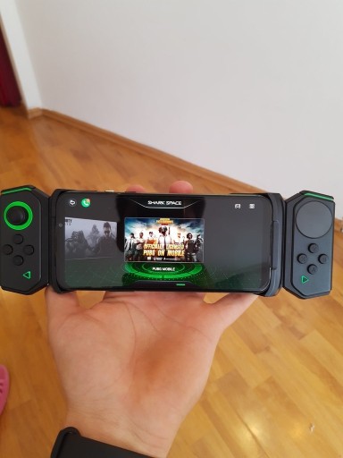 Zdjęcie oferty: Zestaw Xiaomi BLACK SHARK 2 (8G + 128G) , GAMEPAD 