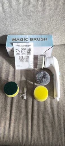 Zdjęcie oferty: Elektryczna (magiczna) szczotka do czyszczenia wszystkiego na sucho i mokro