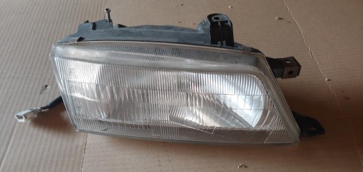 Zdjęcie oferty: LAMPA PRZÓD REFLEKTOR PRAWY SUZUKI BALENO 95-99