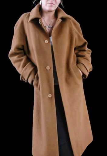 Zdjęcie oferty: Płaszcz wełniany brąz camel 40 oversize