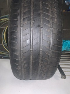 Zdjęcie oferty: Opony BRIDGESTONE R20 305/40