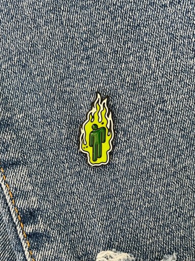 Zdjęcie oferty: Pin Broszka Blohsh Billie Eilish