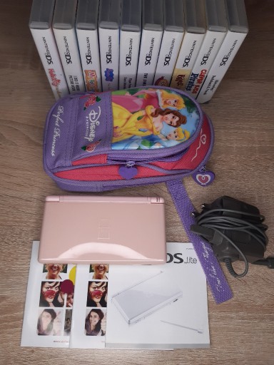 Zdjęcie oferty: Nintendo DS Lite Pink zestaw 10 gier