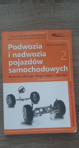 Zdjęcie oferty: Książka Podwozia i nadwozia pojazdów samochodowy 2