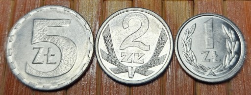Zdjęcie oferty: Zastaw 3 monet menniczych - 1 , 2 , 5 zł. PRL 