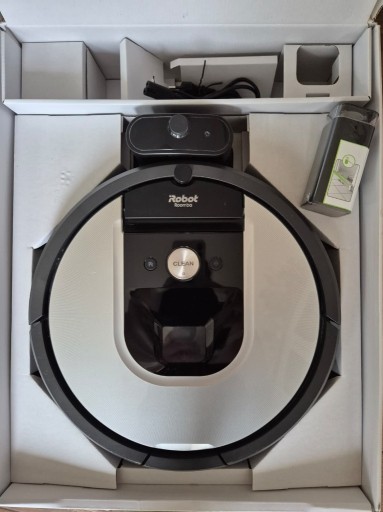 Zdjęcie oferty: iRobot Roomba 965 używany bdb stan + nowa wirtualna ściana