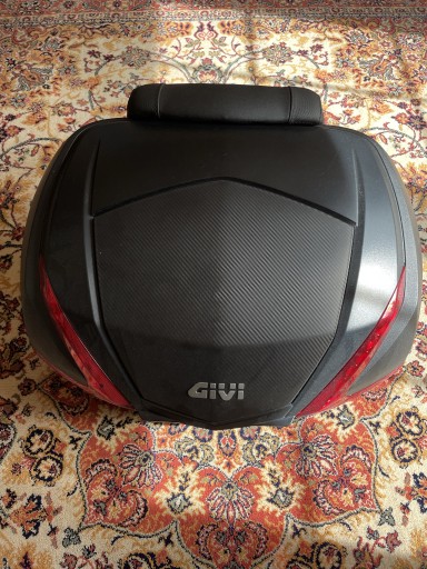 Zdjęcie oferty: Kufer motocyklowy Givi V47