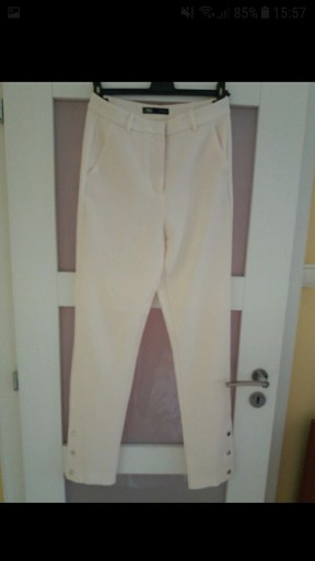Zdjęcie oferty: Spodnie eleganckie zara kremowe 40