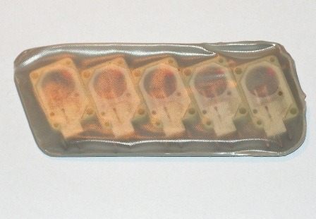 Zdjęcie oferty: Mikrowyłącznik  220V/4A końcówki do lutowania, pakowane po 5 szt.