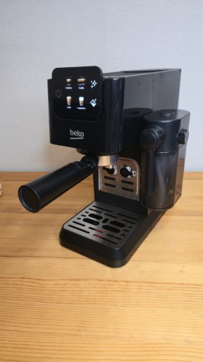 Zdjęcie oferty: BEKO CaffeExperto CEP5303B – ekspres kolbowy – Stan idealny + gwarancja