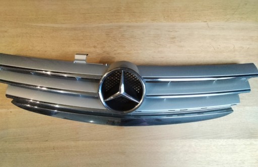 Zdjęcie oferty: Mercedes A klasa W169 2011 rok atrapa grilla