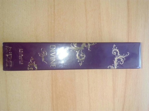 Zdjęcie oferty: Divine Royal Oriflame 